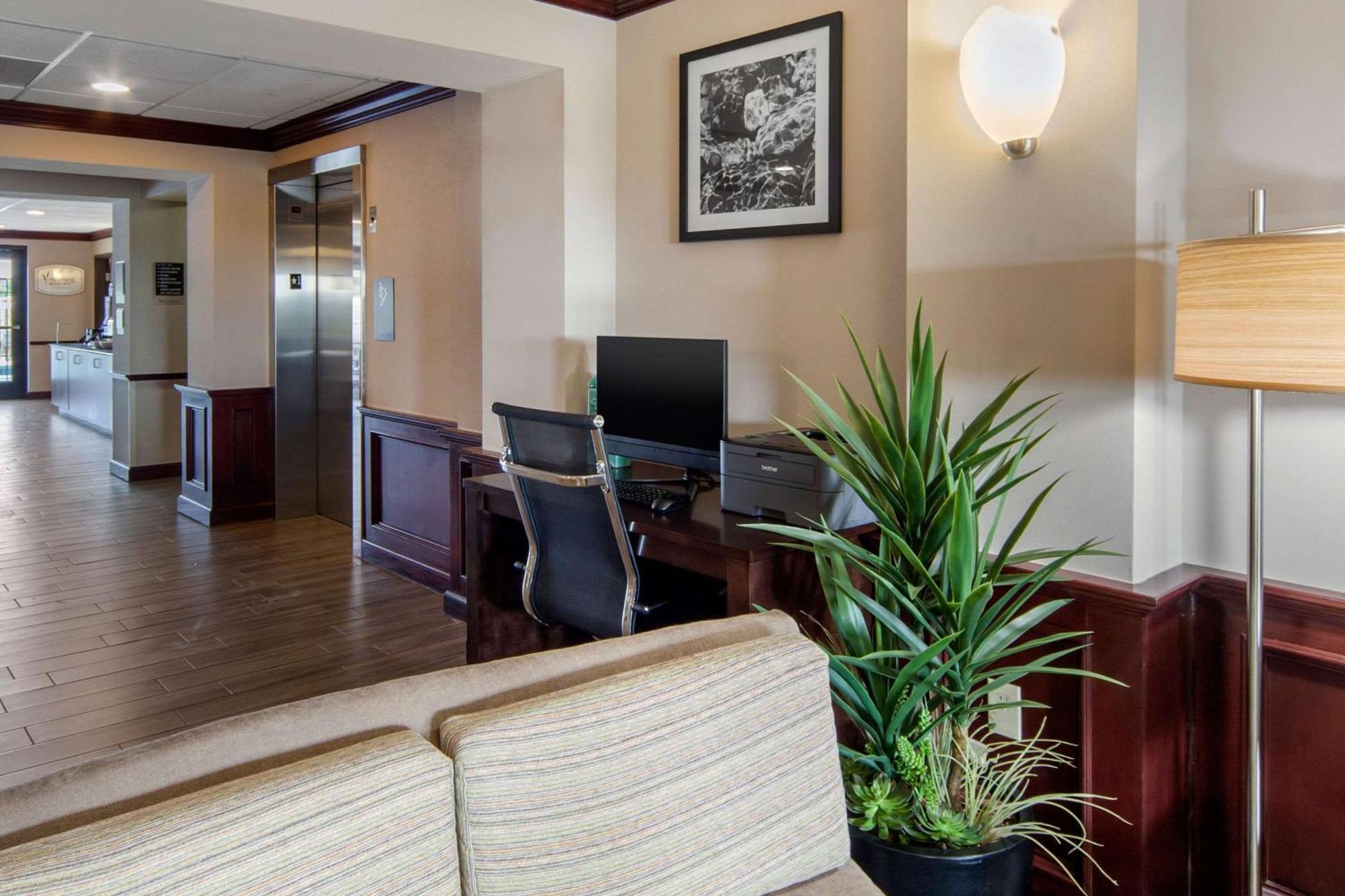 Sleep Inn & Suites Norman Near University Bagian luar foto